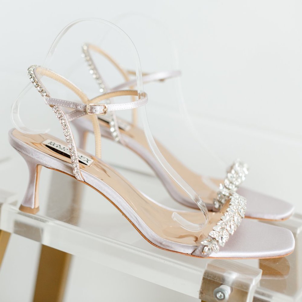 Badgley Mischka Kenya Lavender Satin Kitten Heel Women's 9.5